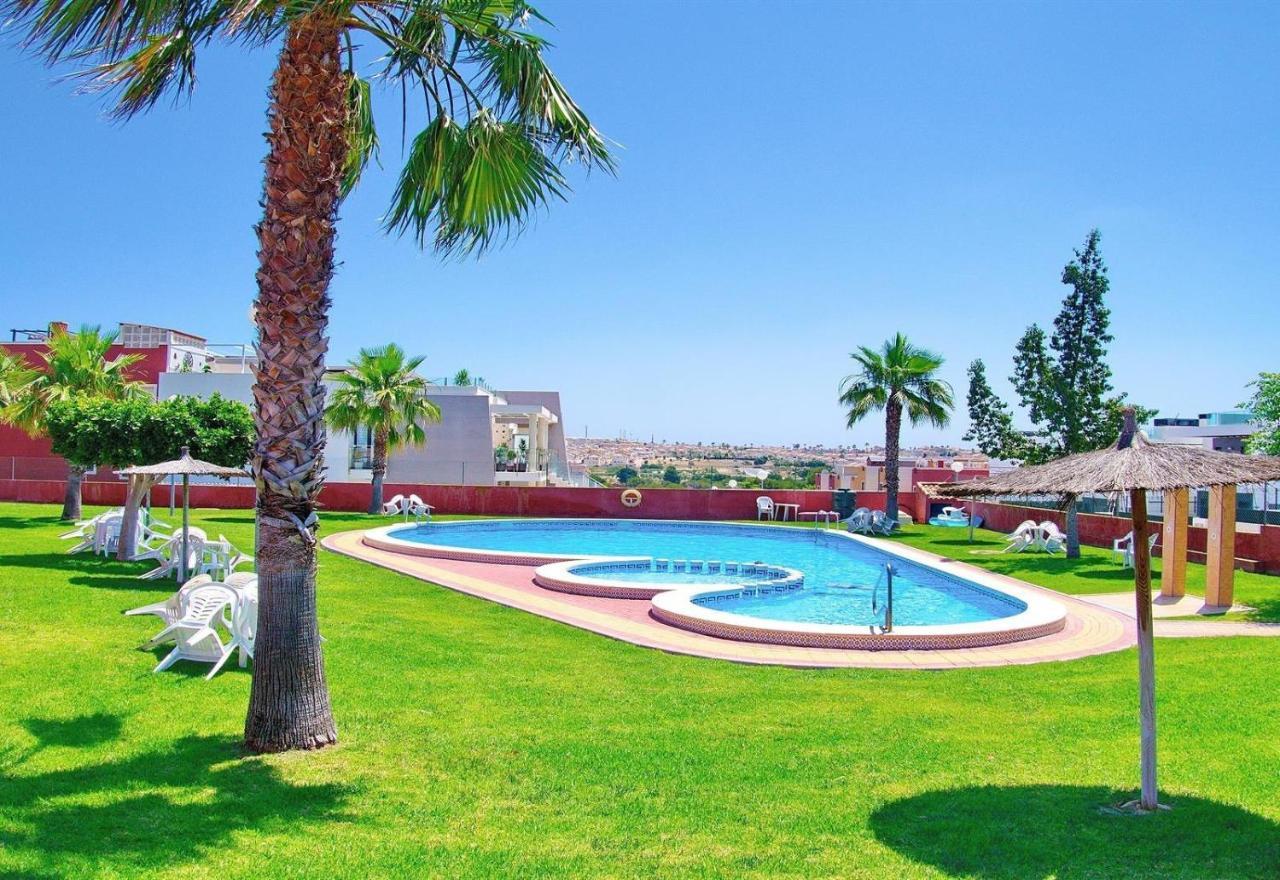 Apartment With Large Roof Solarium Dehesa de Campoamor  Eksteriør bilde